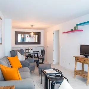 https://riverside-apartment-in-triana-2bdr-ac-wifi.es-andalucia.com